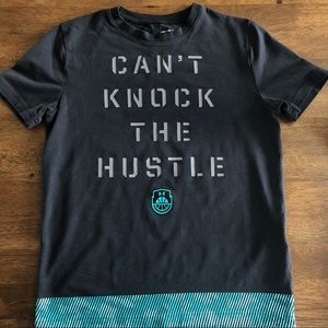 EUC Boys Under Armour Basketball T Shirt SZ YMD